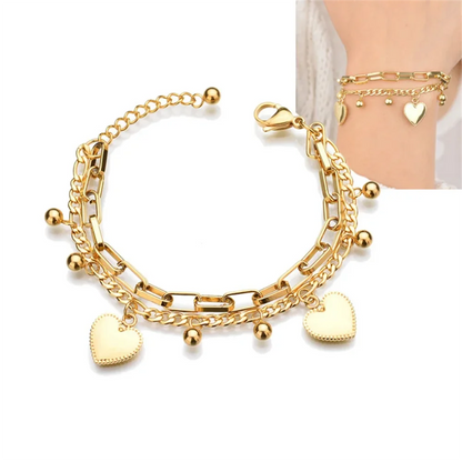 Amara Bangle – A sleek and chic gold bangle for every occasion.