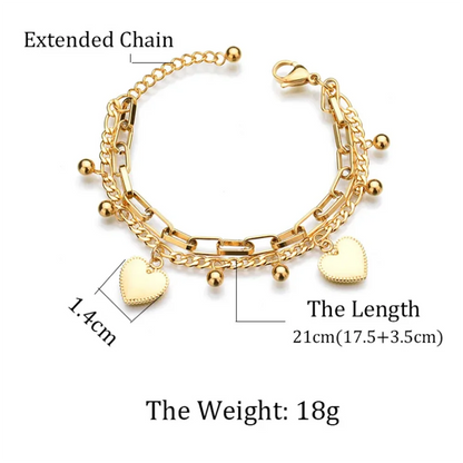 Amara Bangle – A sleek and chic gold bangle for every occasion.