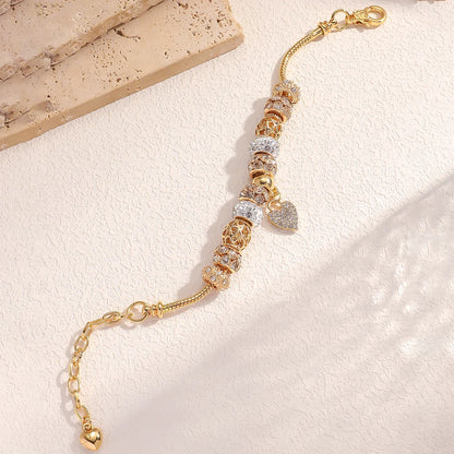 Solana Chain Bracelet – A delicate chain bracelet with a sun-kissed shine.