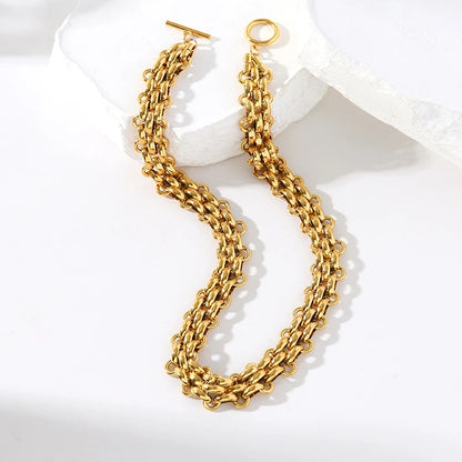 Ayla Layered Necklace – A layered necklace with mixed textures.