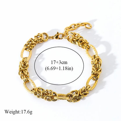 Zira Curb Bracelet – A bold curb chain bracelet for modern style.